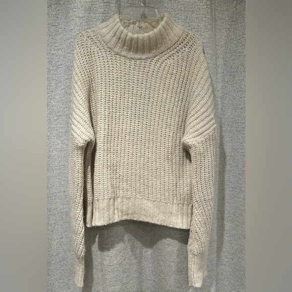 Women’s J. CREW Cream Chunky Knit Mock Knit Sweater. Size M. - Picture 1 of 6